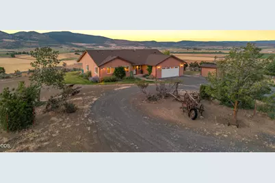 11811 Falvey Road, Klamath Falls, OR 97603 - Photo 13