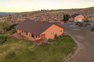 11811 Falvey Rd, Klamath Falls, OR 97603 - Photo 9