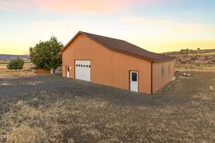 11811 Falvey Rd, Klamath Falls, OR 97603 - Photo 75