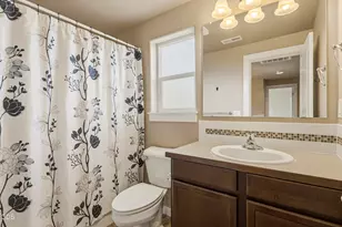 2534 NE Cretia Ct, Bend, OR 97701 - Photo 31