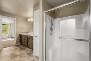 2534 NE Cretia Ct, Bend, OR 97701 - Photo 25