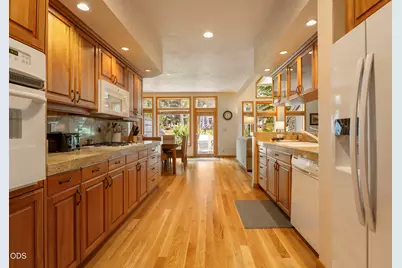 57006 Peppermill Circle #11-C, Sunriver, OR 97707 - Photo 17