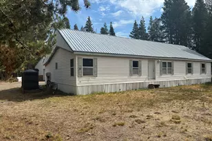 425 Benard Ln, Chemult, OR 97731 - Photo 7