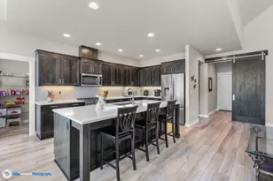 4408 SW 36th St, Redmond, OR 97756 - Photo 9