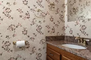 197 Timberlake Dr, Ashland, OR 97520 - Photo 31