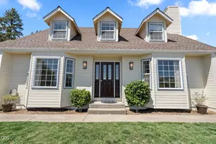 197 Timberlake Dr, Ashland, OR 97520 - Photo 9