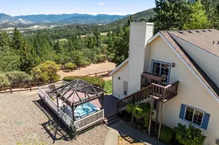 197 Timberlake Dr, Ashland, OR 97520 - Photo 57