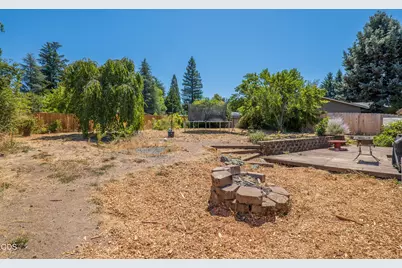 1959 Meadow Glen, Grants Pass, OR 97527 - Photo 29