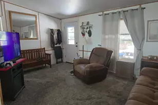 476 S Junction Ave, Cave Junction, OR 97523 - Photo 5
