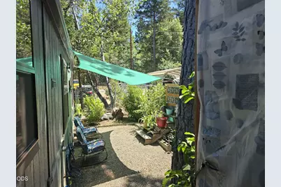 476 S Junction Avenue, Cave Junction, OR 97523 - Photo 17