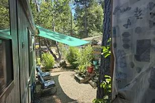 476 S Junction Ave, Cave Junction, OR 97523 - Photo 17