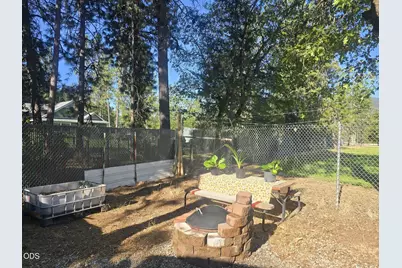 476 S Junction Avenue, Cave Junction, OR 97523 - Photo 29