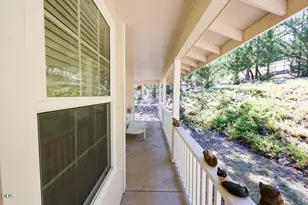 412 Country Ct, Shady Cove, OR 97539 - Photo 21
