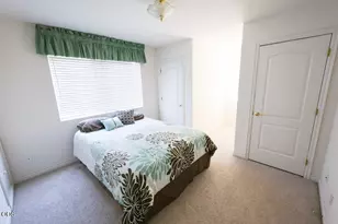 412 Country Ct, Shady Cove, OR 97539 - Photo 19