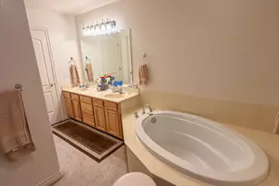 412 Country Ct, Shady Cove, OR 97539 - Photo 13
