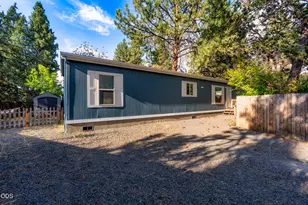 61071 Chuckanut Dr, Bend, OR 97702 - Photo 19