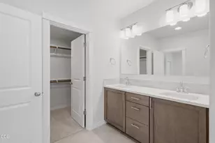 3778 SW Lava Pl, Redmond, OR 97756 - Photo 17