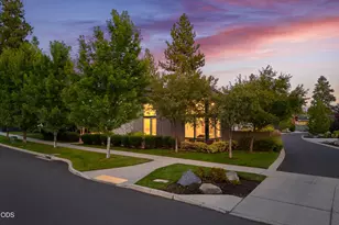 2749 NW Shields Dr, Bend, OR 97703 - Photo 45