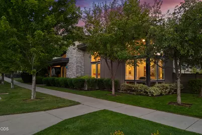 2749 NW Shields Drive, Bend, OR 97703 - Photo 41