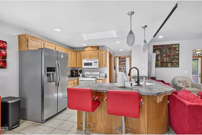 1717 Alexis Way, Medford, OR 97501 - Photo 11