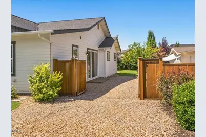3573 SW 47th Street, Redmond, OR 97756 - Photo 63