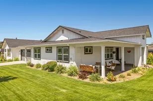 3573 SW 47th St, Redmond, OR 97756 - Photo 3