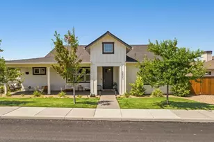 3573 SW 47th St, Redmond, OR 97756 - Photo 1