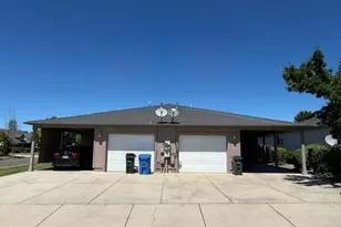 1439 SW Kellenbeck Ave, Grants Pass, OR 97527 - Photo 1