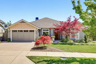 4002 Crystal Springs Drive, Medford, OR 97504 - Photo 1