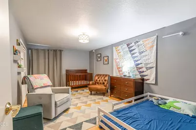 902 NW Ogden Avenue, Bend, OR 97703 - Photo 17