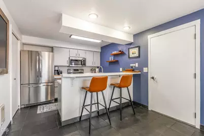 902 NW Ogden Avenue, Bend, OR 97703 - Photo 7