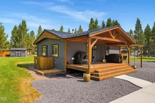 53855 Pine Grove Rd, La Pine, OR 97739 - Photo 5