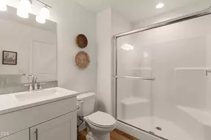 320 NW 33rd St, Redmond, OR 97756 - Photo 23