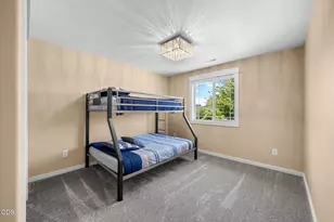 2197 NW Kingwood Ave, Redmond, OR 97756 - Photo 29