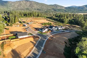 1106 Cascade Loop, Cave Junction, OR 97523 - Photo 33