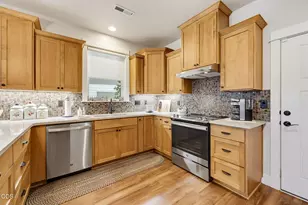 1529 N Haskell St, Central Point, OR 97502 - Photo 15