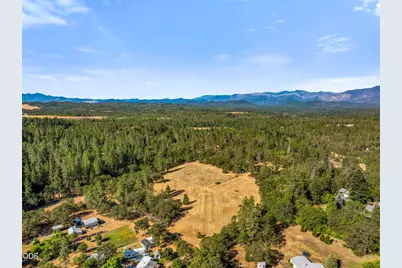 7606 Monument Drive, Grants Pass, OR 97526 - Photo 33