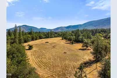 7606 Monument Drive, Grants Pass, OR 97526 - Photo 5