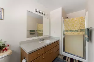 7606 Monument Dr, Grants Pass, OR 97526 - Photo 19