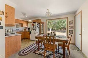 7606 Monument Dr, Grants Pass, OR 97526 - Photo 11