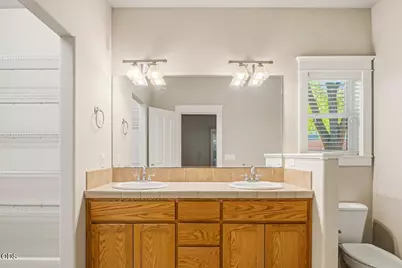 20651 NE Sierra Drive, Bend, OR 97701 - Photo 13
