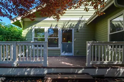 20651 NE Sierra Drive, Bend, OR 97701 - Photo 17