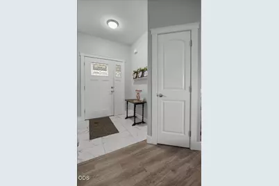 2837 Morning View Drive, Medford, OR 97504 - Photo 3