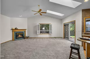2124 NE Carrie Ln, Bend, OR 97701 - Photo 17
