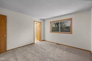 2124 NE Carrie Ln, Bend, OR 97701 - Photo 31