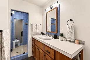 56743 Spring River Loop, Bend, OR 97707 - Photo 17