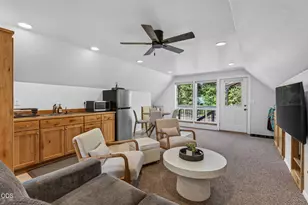 56743 Spring River Loop, Bend, OR 97707 - Photo 7