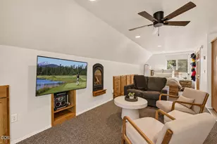 56743 Spring River Loop, Bend, OR 97707 - Photo 25
