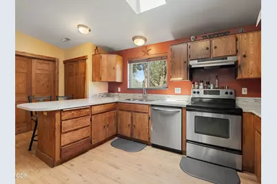 10898 NW Kingwood Drive, Redmond, OR 97756 - Photo 15