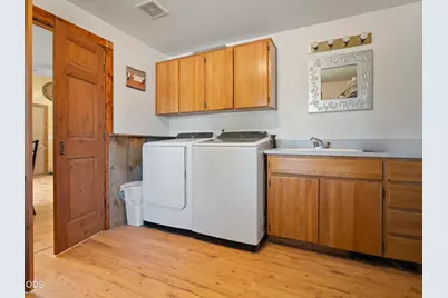 10898 NW Kingwood Drive, Redmond, OR 97756 - Photo 19